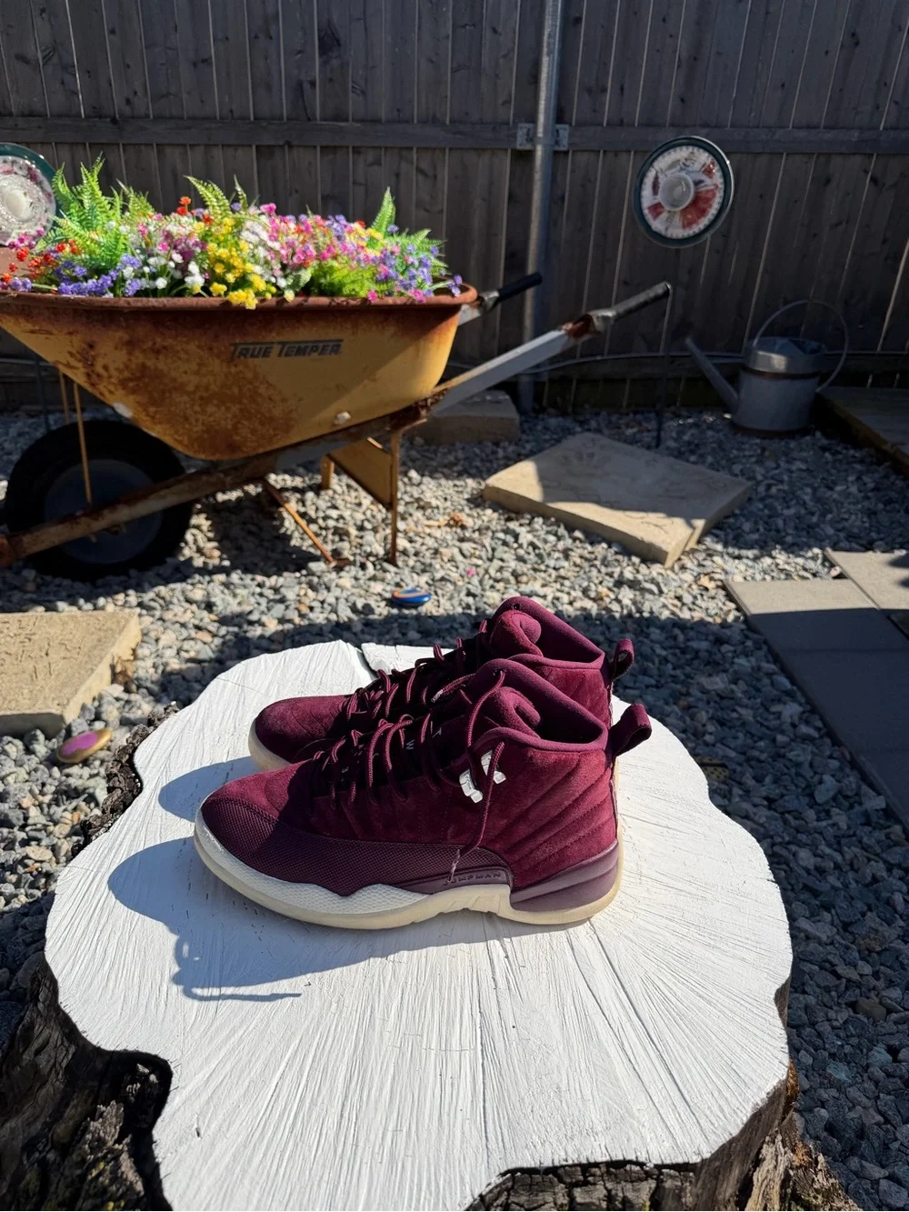 Jordan 12 Bordeaux